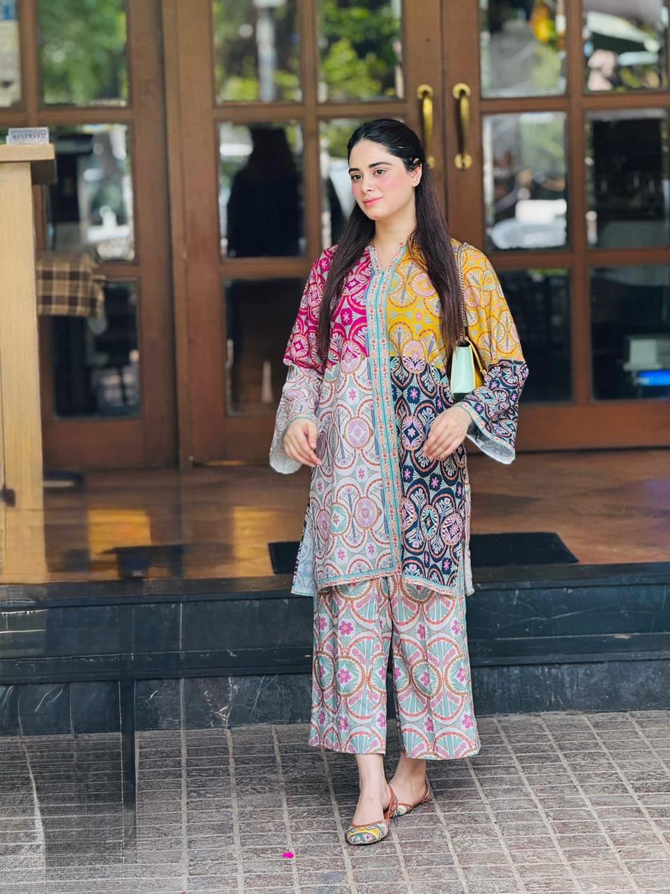 Multicolor Geometric Printed 2-Piece Suit
