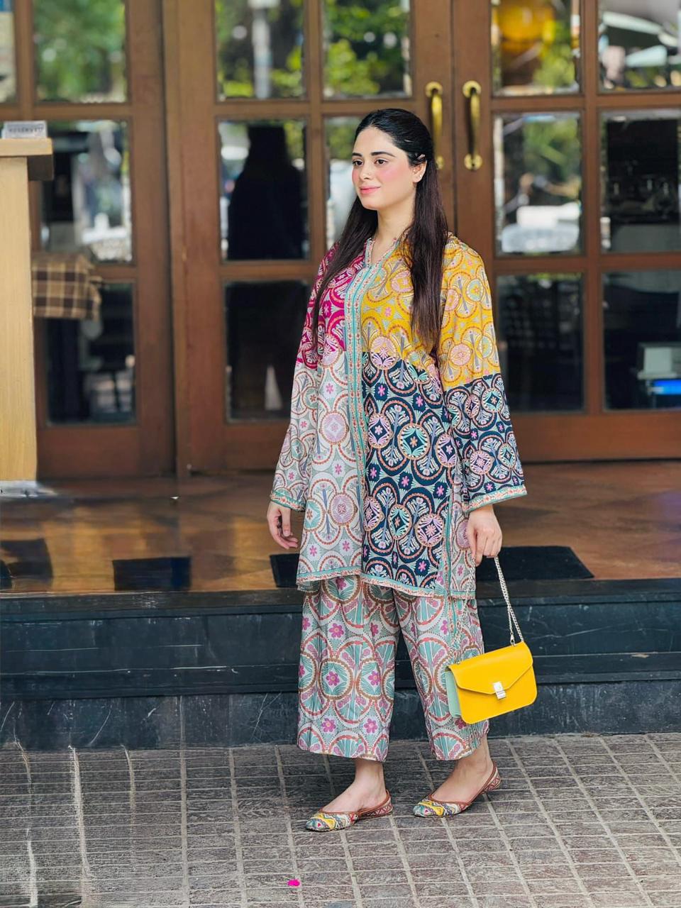 Multicolor Geometric Printed 2-Piece Suit